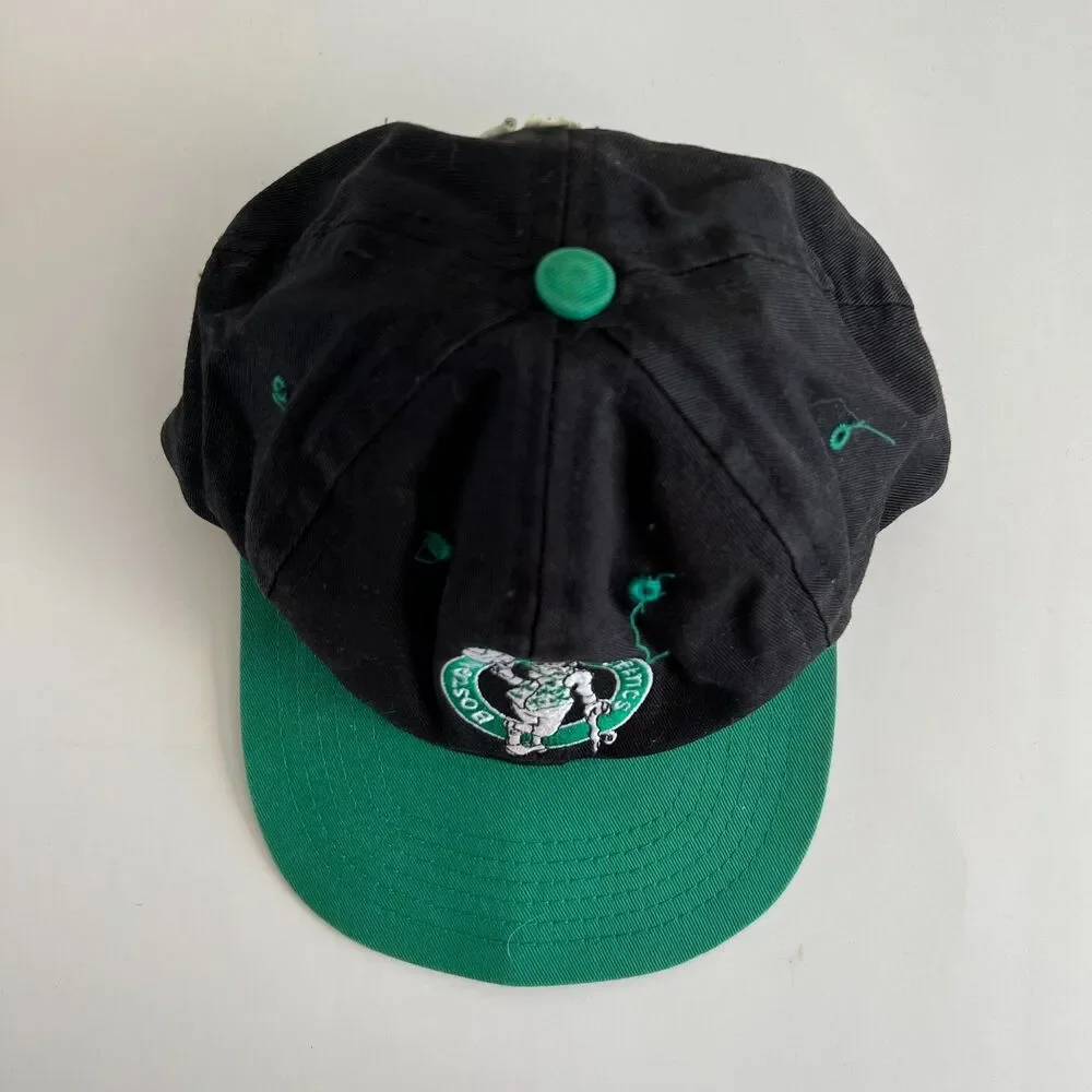BOSTON CELTICS Vintage 90s Kids Green Black Snapback Basketball NBA Cap Hat
